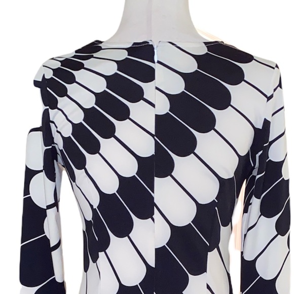 JB by Julie Brown Feather Print Morgan Mod Tunic Dress - S - Picture 6 of 11